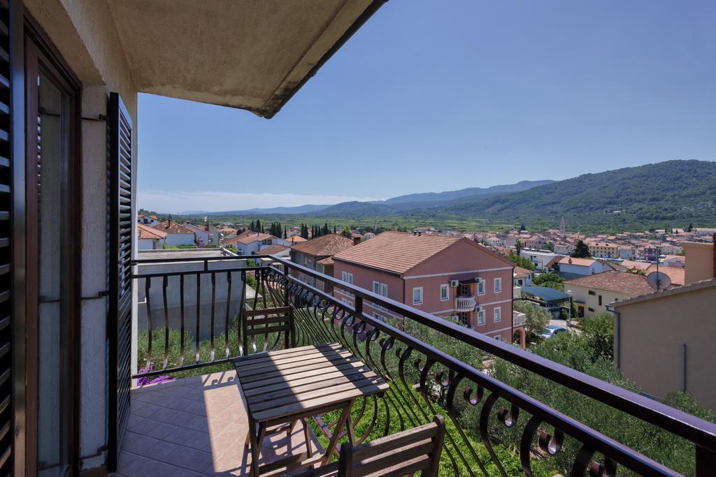Mi Apartment Stari Grad Kültér fotó