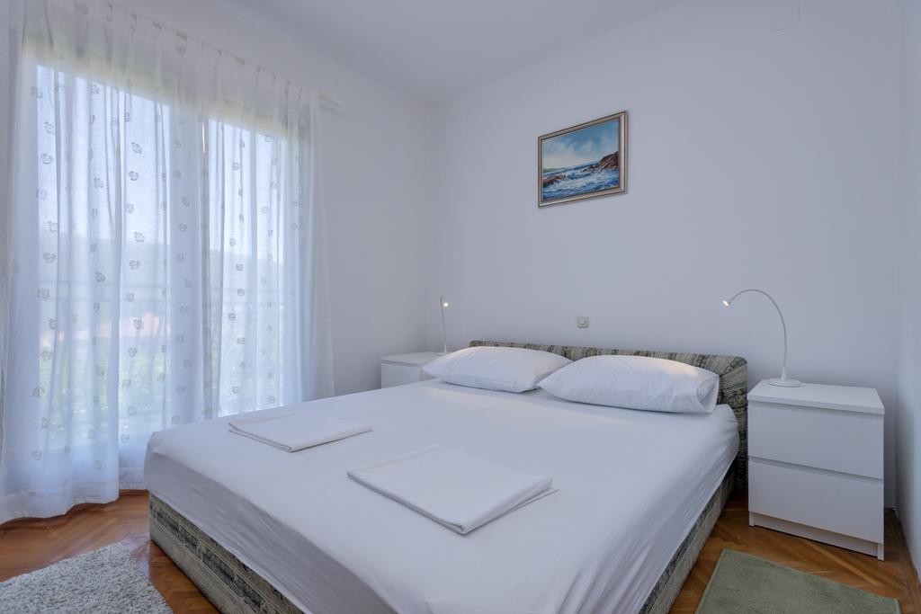 Mi Apartment Stari Grad Kültér fotó