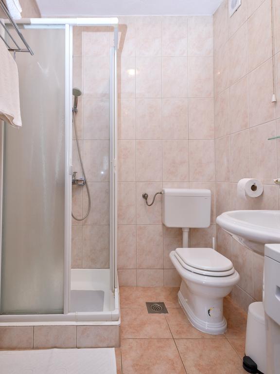 Mi Apartment Stari Grad Kültér fotó